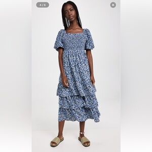 English Factory
Textured Floral Printed Maxi Dress